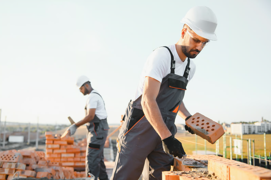 Onde a equipe atua, existe uma frente de trabalho, com materiais e equipamentos próprios – Foto: Envato