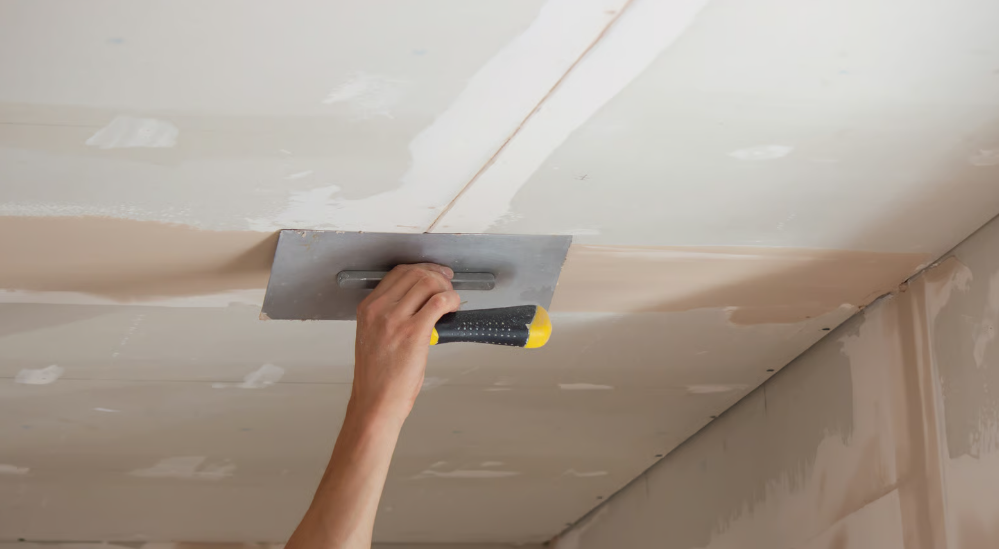 O tipo de gesso muda conforme o serviço e a etapa – Foto: Envato